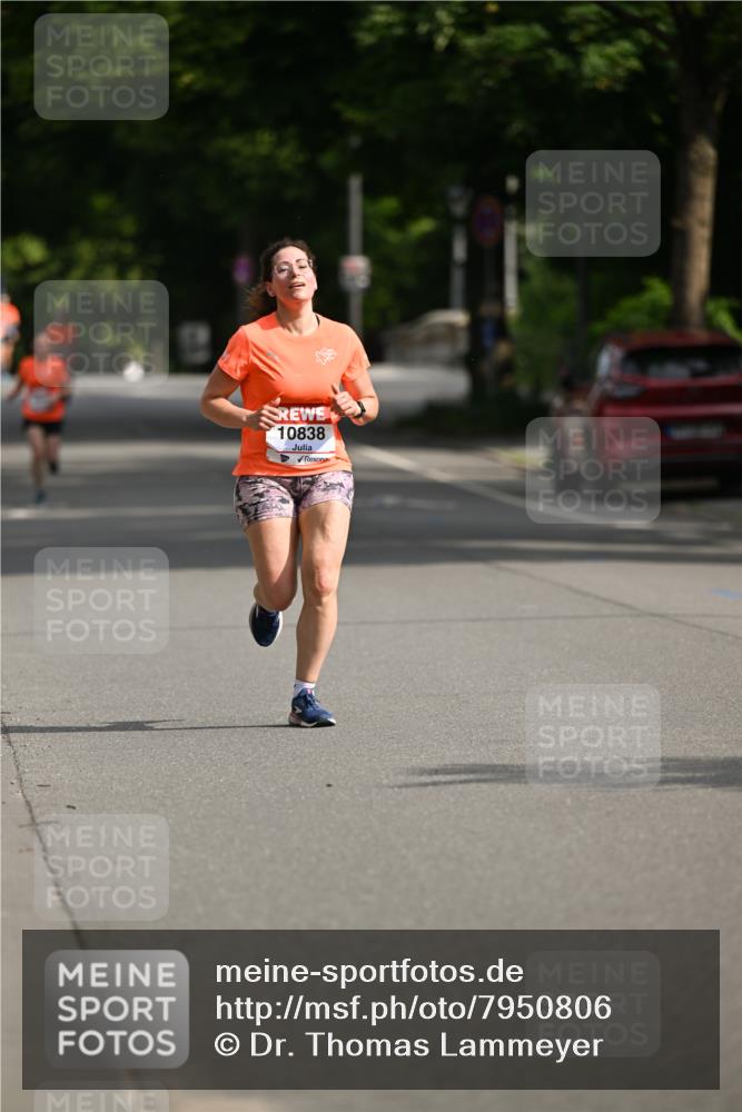 15.06.2025 - REWE Women's Run Dr. Thomas Lammeyer http://msf.ph/oto/7950806 15.06.2025 09:36:23 Laufen 10838 meine-sportfotos.de