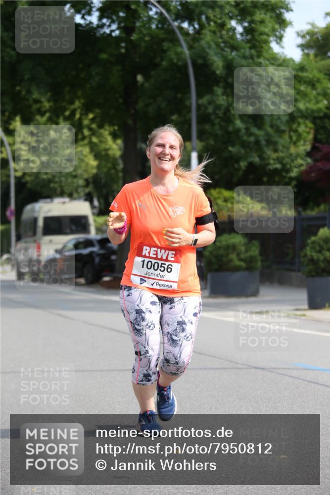 15.06.2025 - REWE Women's Run Jannik Wohlers http://msf.ph/oto/7950812 15.06.2025 09:49:55 Laufen 10056 meine-sportfotos.de