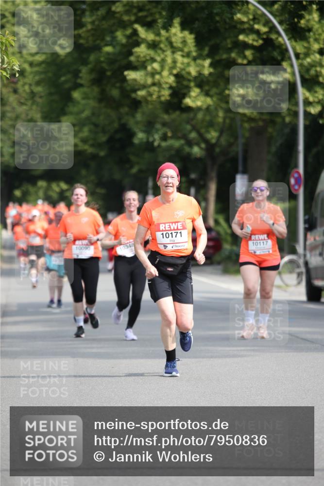 15.06.2025 - REWE Women's Run Jannik Wohlers http://msf.ph/oto/7950836 15.06.2025 09:50:05 Laufen 10171, 10117 meine-sportfotos.de
