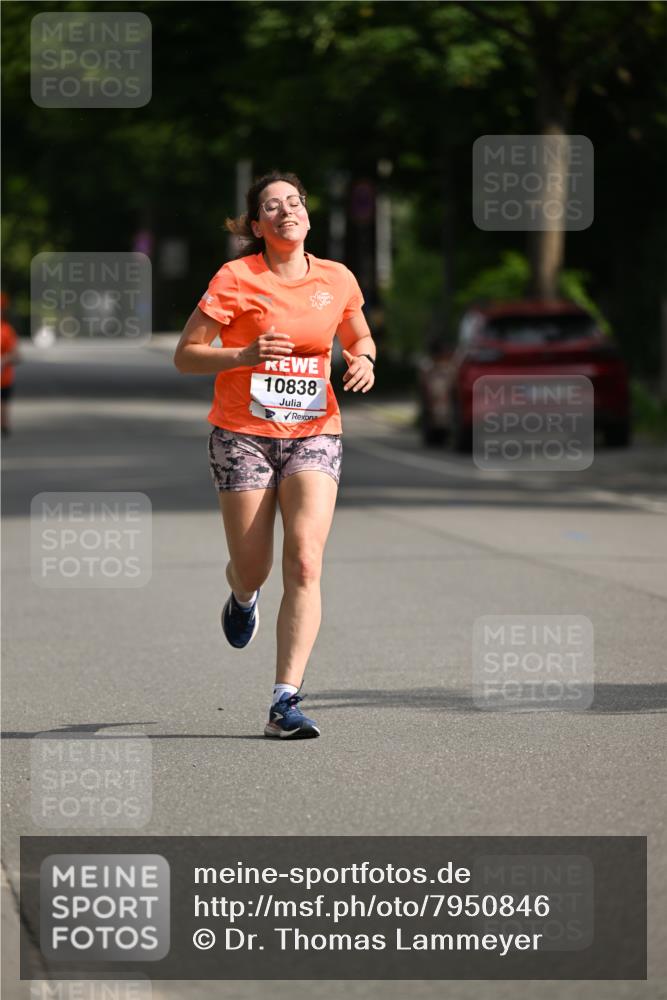 15.06.2025 - REWE Women's Run Dr. Thomas Lammeyer http://msf.ph/oto/7950846 15.06.2025 09:36:24 Laufen 10838 meine-sportfotos.de