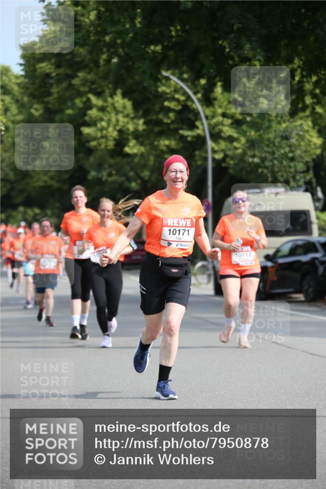 15.06.2025 - REWE Women's Run Jannik Wohlers http://msf.ph/oto/7950878 15.06.2025 09:50:08 Laufen 10171, 10117 meine-sportfotos.de