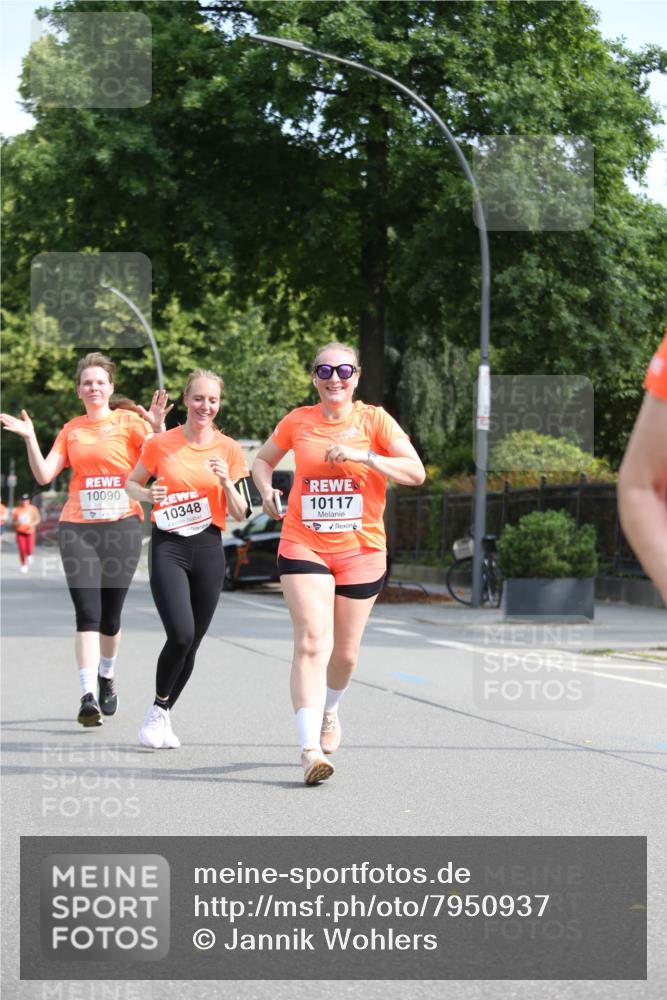 15.06.2025 - REWE Women's Run Jannik Wohlers http://msf.ph/oto/7950937 15.06.2025 09:50:12 Laufen 10090, 10348, 10117 meine-sportfotos.de