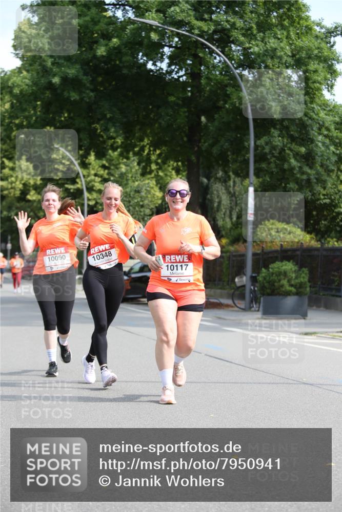 15.06.2025 - REWE Women's Run Jannik Wohlers http://msf.ph/oto/7950941 15.06.2025 09:50:12 Laufen 10090, 10348, 10117 meine-sportfotos.de