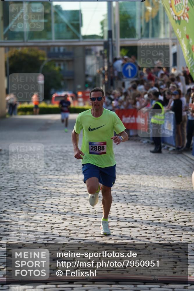13.06.2025 - Holstenköstenlauf Felixshl http://msf.ph/oto/7950951 13.06.2025 19:37:09 Laufen 2048, 2831, 2888 meine-sportfotos.de
