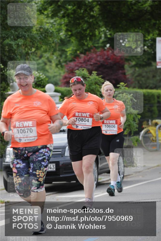 15.06.2025 - REWE Women's Run Jannik Wohlers http://msf.ph/oto/7950969 15.06.2025 08:33:00 Laufen 10670, 43, 10804, 10606 meine-sportfotos.de