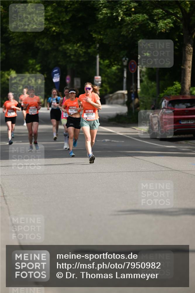 15.06.2025 - REWE Women's Run Dr. Thomas Lammeyer http://msf.ph/oto/7950982 15.06.2025 09:36:45 Laufen 10719, 10352 meine-sportfotos.de
