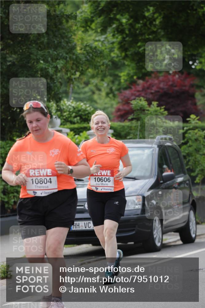 15.06.2025 - REWE Women's Run Jannik Wohlers http://msf.ph/oto/7951012 15.06.2025 08:33:02 Laufen 10804, 10606 meine-sportfotos.de