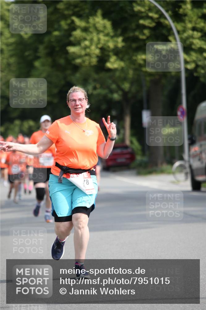 15.06.2025 - REWE Women's Run Jannik Wohlers http://msf.ph/oto/7951015 15.06.2025 09:50:17 Laufen 8 meine-sportfotos.de