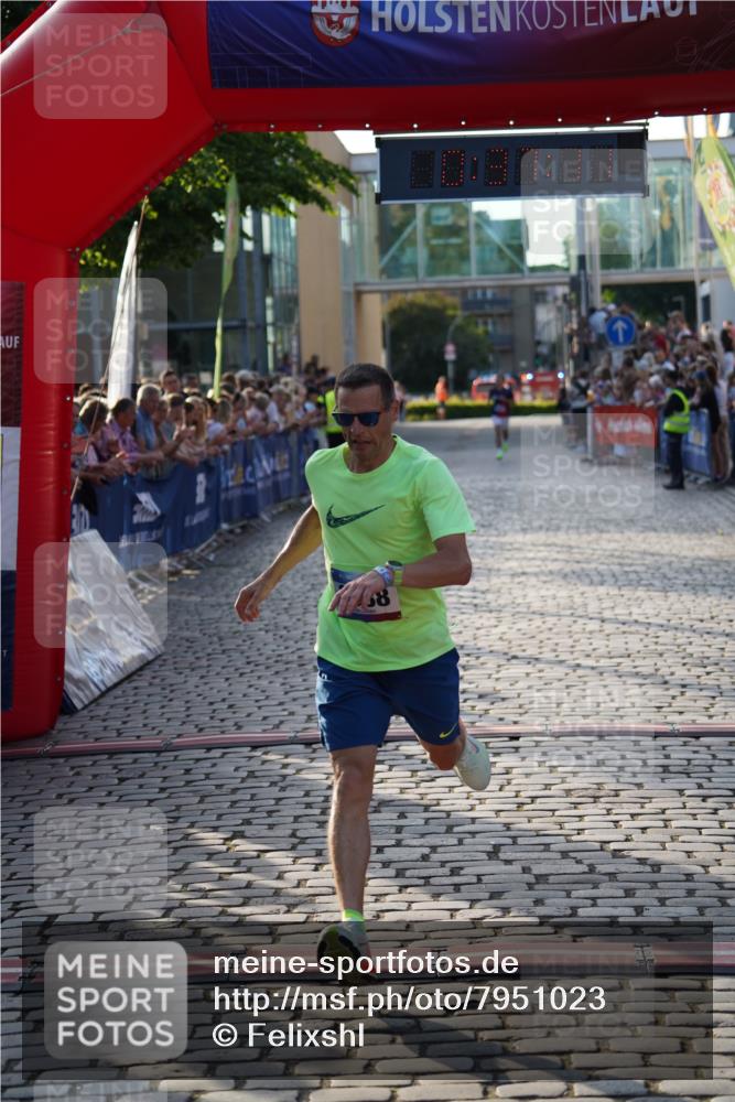 13.06.2025 - Holstenköstenlauf Felixshl http://msf.ph/oto/7951023 13.06.2025 19:37:11 Laufen 2831, 2888, 3788 meine-sportfotos.de