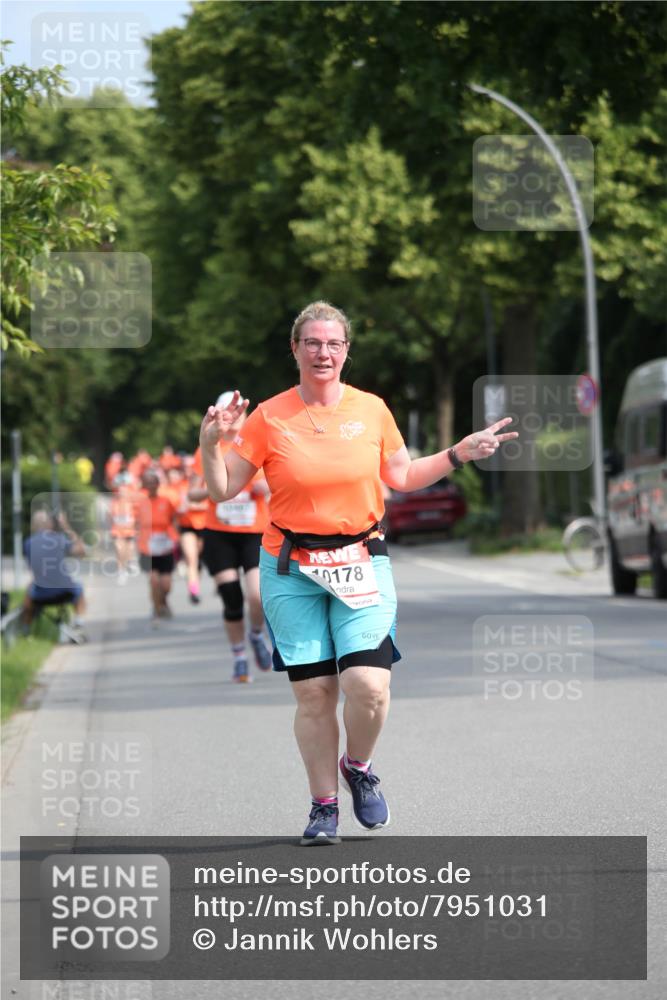 15.06.2025 - REWE Women's Run Jannik Wohlers http://msf.ph/oto/7951031 15.06.2025 09:50:17 Laufen 0178 meine-sportfotos.de