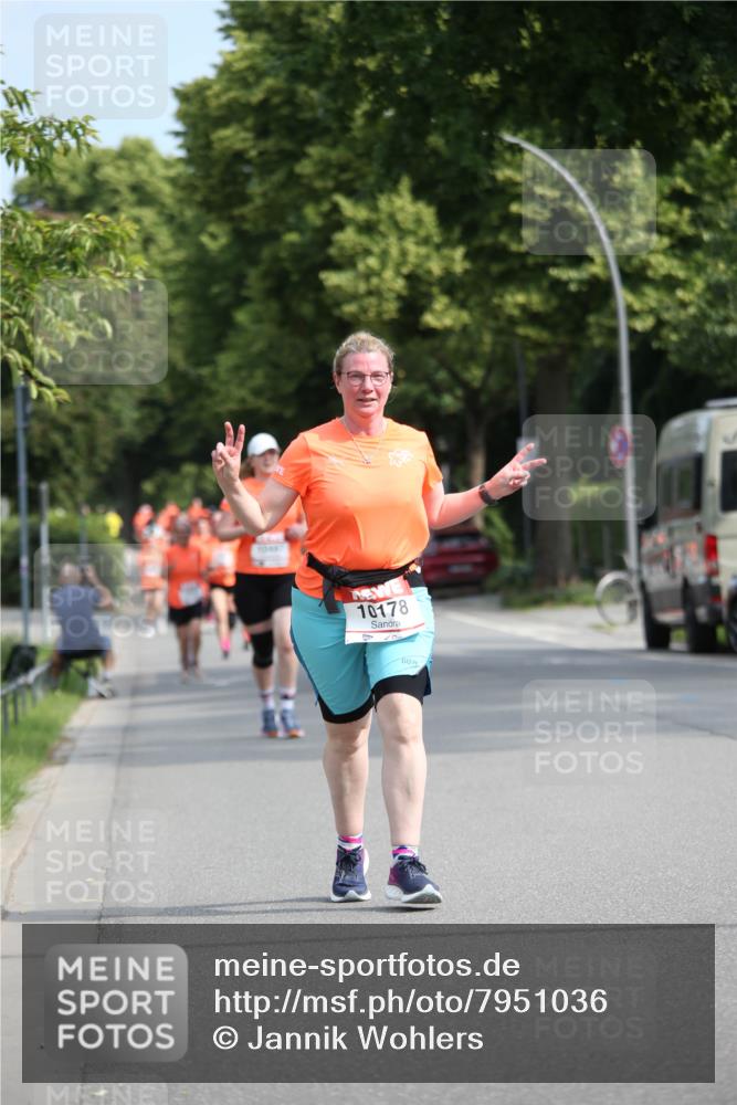 15.06.2025 - REWE Women's Run Jannik Wohlers http://msf.ph/oto/7951036 15.06.2025 09:50:17 Laufen 10178 meine-sportfotos.de