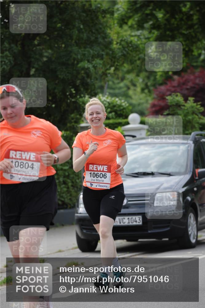 15.06.2025 - REWE Women's Run Jannik Wohlers http://msf.ph/oto/7951046 15.06.2025 08:33:02 Laufen 0804, 10606, 1043 meine-sportfotos.de