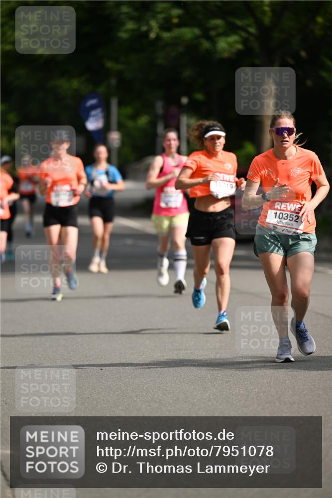 15.06.2025 - REWE Women's Run Dr. Thomas Lammeyer http://msf.ph/oto/7951078 15.06.2025 09:36:49 Laufen 10719, 10352 meine-sportfotos.de