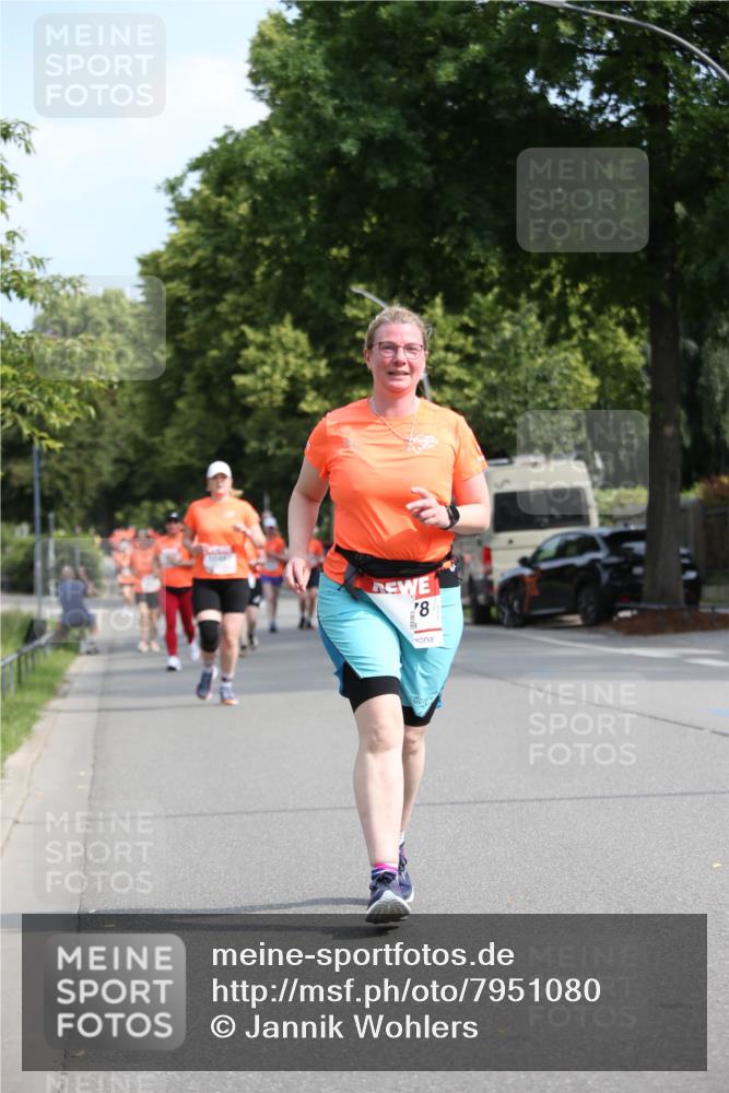 15.06.2025 - REWE Women's Run Jannik Wohlers http://msf.ph/oto/7951080 15.06.2025 09:50:19 Laufen 18 meine-sportfotos.de