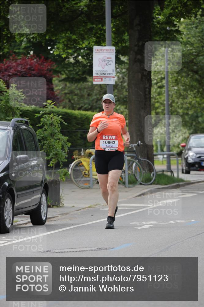 15.06.2025 - REWE Women's Run Jannik Wohlers http://msf.ph/oto/7951123 15.06.2025 08:33:06 Laufen 2025, 10863 meine-sportfotos.de