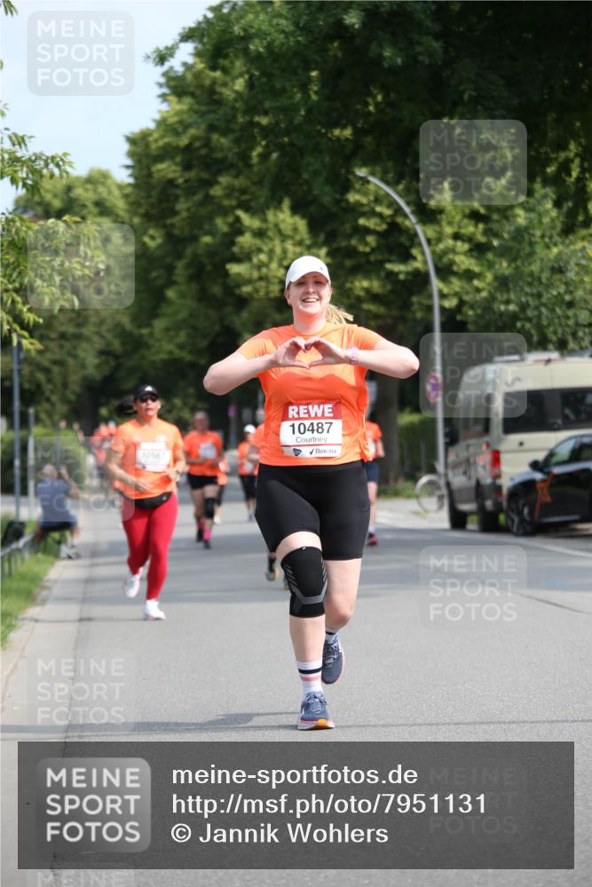 15.06.2025 - REWE Women's Run Jannik Wohlers http://msf.ph/oto/7951131 15.06.2025 09:50:22 Laufen 10487 meine-sportfotos.de