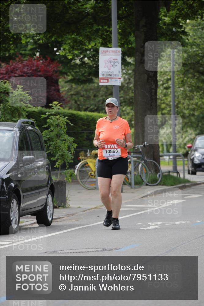 15.06.2025 - REWE Women's Run Jannik Wohlers http://msf.ph/oto/7951133 15.06.2025 08:33:06 Laufen 15, 2025, 10863 meine-sportfotos.de