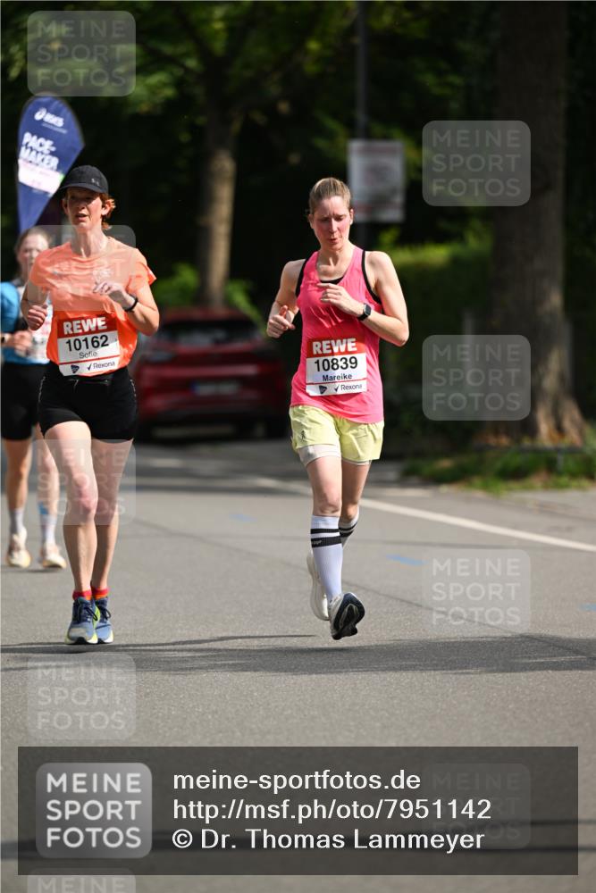 15.06.2025 - REWE Women's Run Dr. Thomas Lammeyer http://msf.ph/oto/7951142 15.06.2025 09:36:52 Laufen 10162, 10839 meine-sportfotos.de