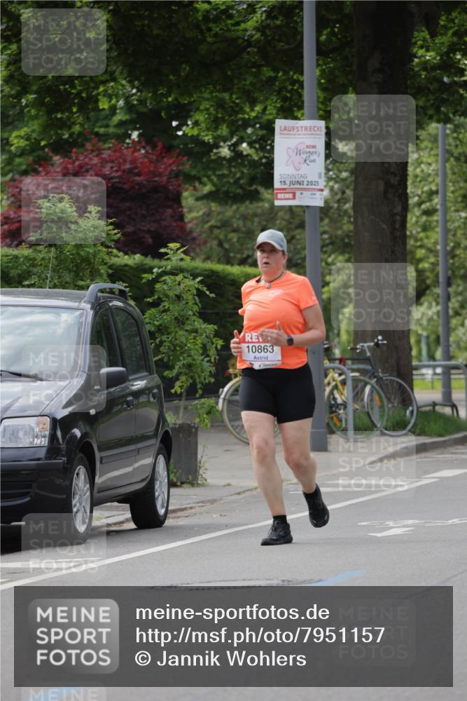 15.06.2025 - REWE Women's Run Jannik Wohlers http://msf.ph/oto/7951157 15.06.2025 08:33:06 Laufen 10863, 15, 2025 meine-sportfotos.de