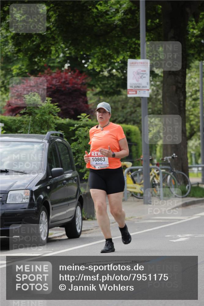15.06.2025 - REWE Women's Run Jannik Wohlers http://msf.ph/oto/7951175 15.06.2025 08:33:07 Laufen 10863, 15, 2025 meine-sportfotos.de