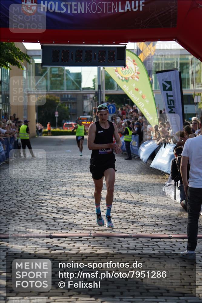 13.06.2025 - Holstenköstenlauf Felixshl http://msf.ph/oto/7951286 13.06.2025 19:37:52 Laufen 2049, 2069 meine-sportfotos.de
