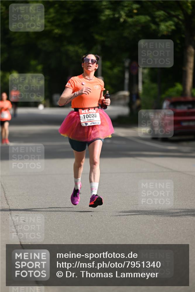 15.06.2025 - REWE Women's Run Dr. Thomas Lammeyer http://msf.ph/oto/7951340 15.06.2025 09:37:13 Laufen 10028 meine-sportfotos.de