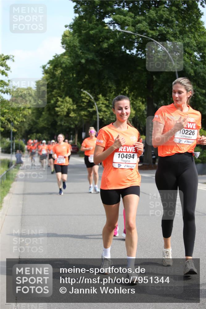 15.06.2025 - REWE Women's Run Jannik Wohlers http://msf.ph/oto/7951344 15.06.2025 09:50:45 Laufen 10494, 10226 meine-sportfotos.de