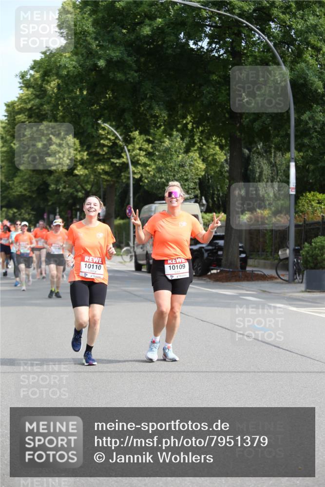 15.06.2025 - REWE Women's Run Jannik Wohlers http://msf.ph/oto/7951379 15.06.2025 09:50:47 Laufen 10110, 10109 meine-sportfotos.de