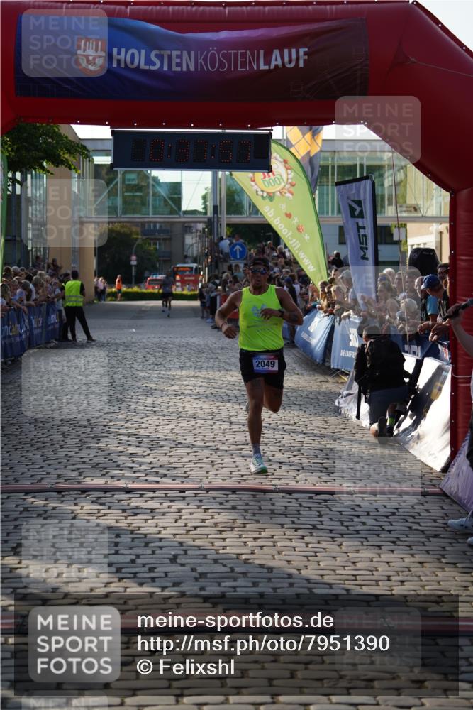 13.06.2025 - Holstenköstenlauf Felixshl http://msf.ph/oto/7951390 13.06.2025 19:37:56 Laufen 2049, 2069 meine-sportfotos.de
