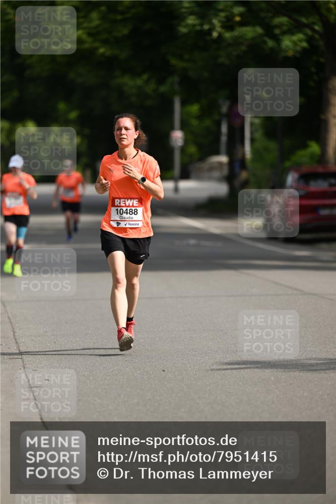 15.06.2025 - REWE Women's Run Dr. Thomas Lammeyer http://msf.ph/oto/7951415 15.06.2025 09:37:23 Laufen 10488 meine-sportfotos.de