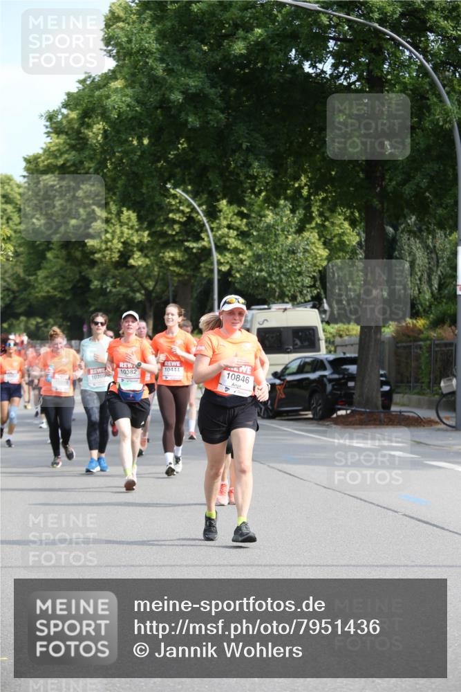 15.06.2025 - REWE Women's Run Jannik Wohlers http://msf.ph/oto/7951436 15.06.2025 09:50:52 Laufen 10846 meine-sportfotos.de