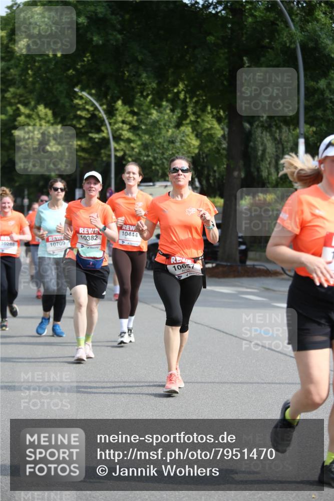 15.06.2025 - REWE Women's Run Jannik Wohlers http://msf.ph/oto/7951470 15.06.2025 09:50:54 Laufen 10444, 10382, 10288, 10709, 10657 meine-sportfotos.de