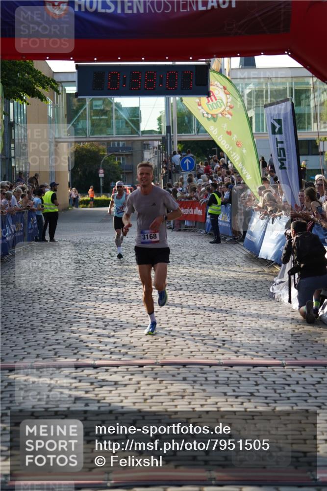 13.06.2025 - Holstenköstenlauf Felixshl http://msf.ph/oto/7951505 13.06.2025 19:38:06 Laufen 2021, 3168 meine-sportfotos.de