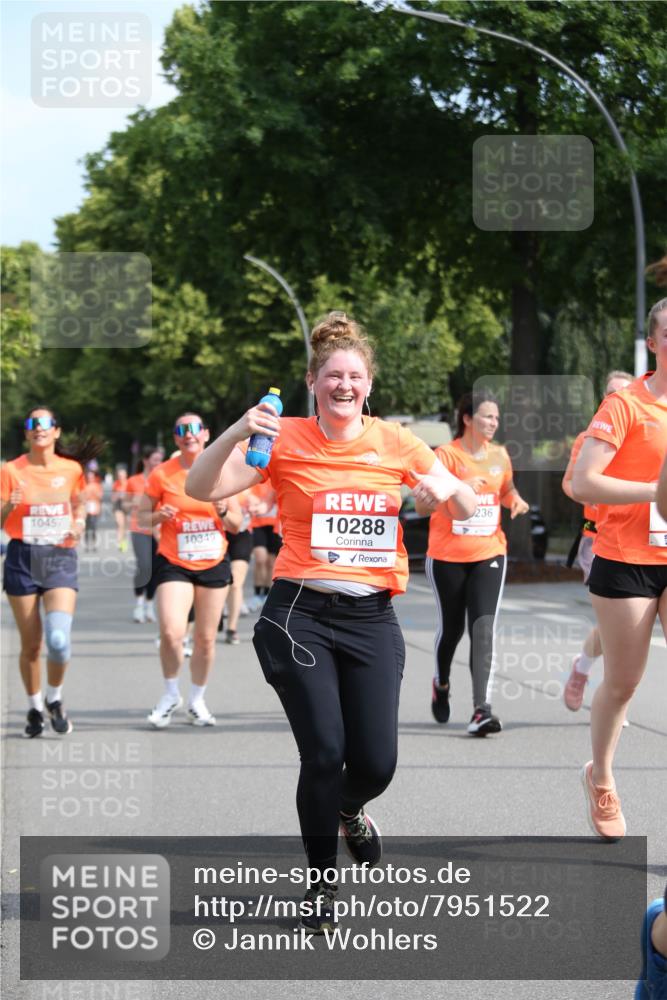 15.06.2025 - REWE Women's Run Jannik Wohlers http://msf.ph/oto/7951522 15.06.2025 09:50:58 Laufen 10349, 10288, 10457, 236 meine-sportfotos.de
