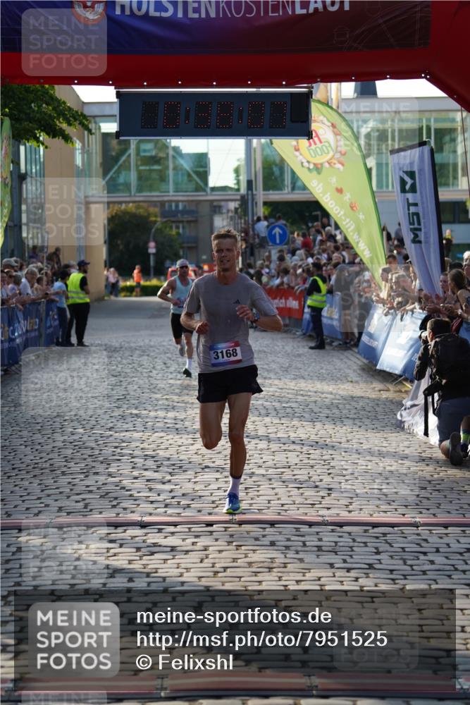 13.06.2025 - Holstenköstenlauf Felixshl http://msf.ph/oto/7951525 13.06.2025 19:38:06 Laufen 2021, 3168 meine-sportfotos.de