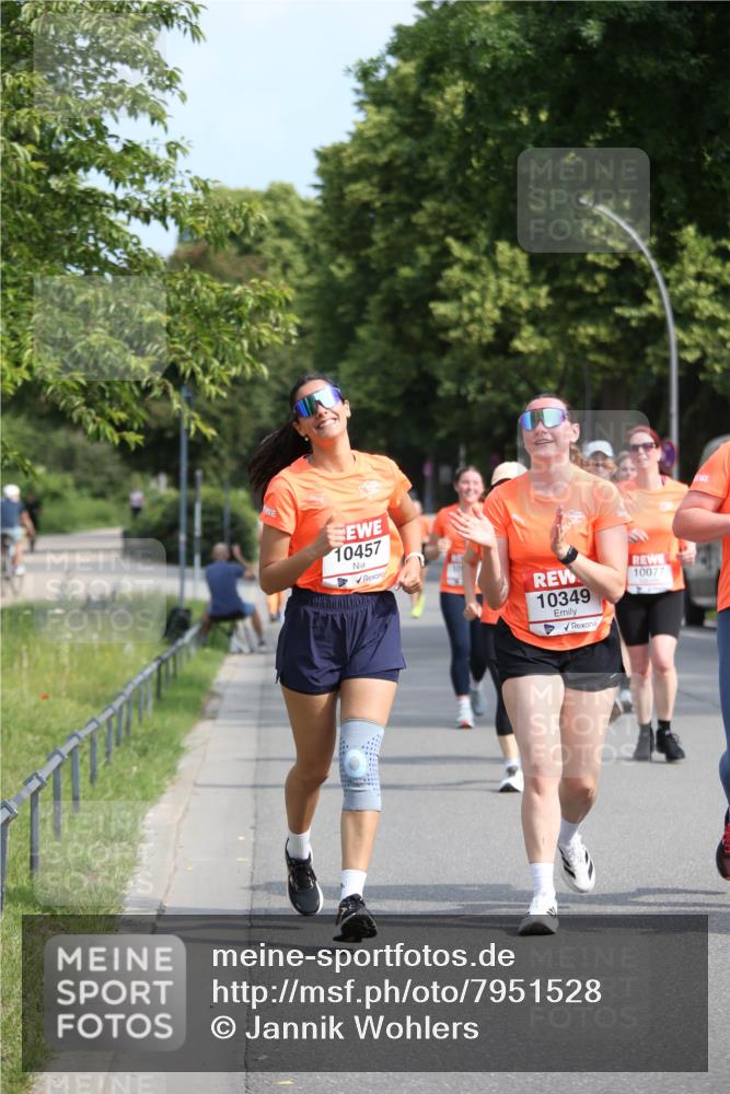 15.06.2025 - REWE Women's Run Jannik Wohlers http://msf.ph/oto/7951528 15.06.2025 09:50:59 Laufen 10457, 10349, 10077 meine-sportfotos.de