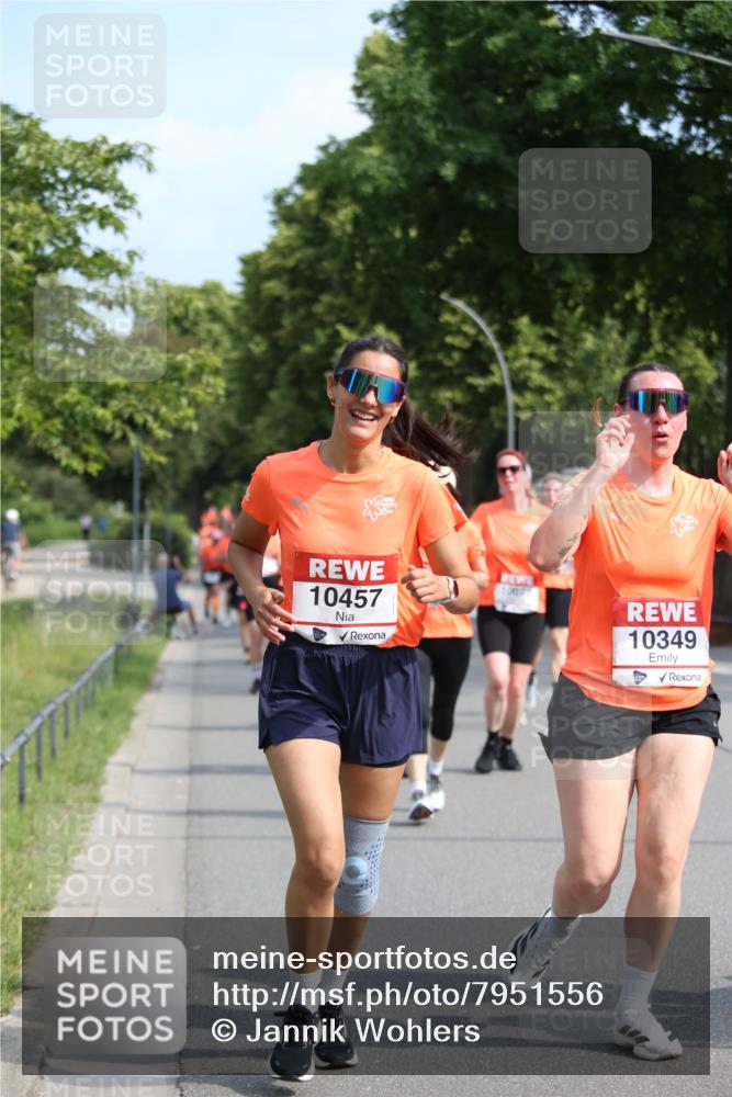 15.06.2025 - REWE Women's Run Jannik Wohlers http://msf.ph/oto/7951556 15.06.2025 09:51:01 Laufen 10457, 10077, 10349 meine-sportfotos.de
