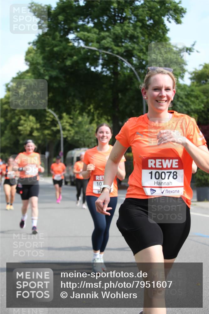15.06.2025 - REWE Women's Run Jannik Wohlers http://msf.ph/oto/7951607 15.06.2025 09:51:05 Laufen 107, 10078 meine-sportfotos.de