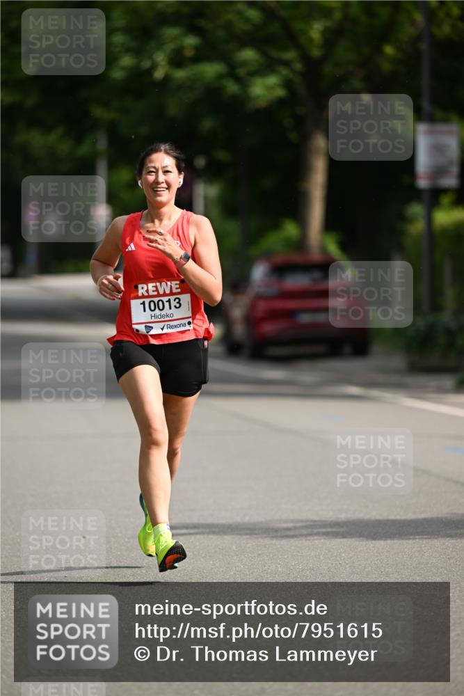 15.06.2025 - REWE Women's Run Dr. Thomas Lammeyer http://msf.ph/oto/7951615 15.06.2025 09:37:41 Laufen 10013 meine-sportfotos.de