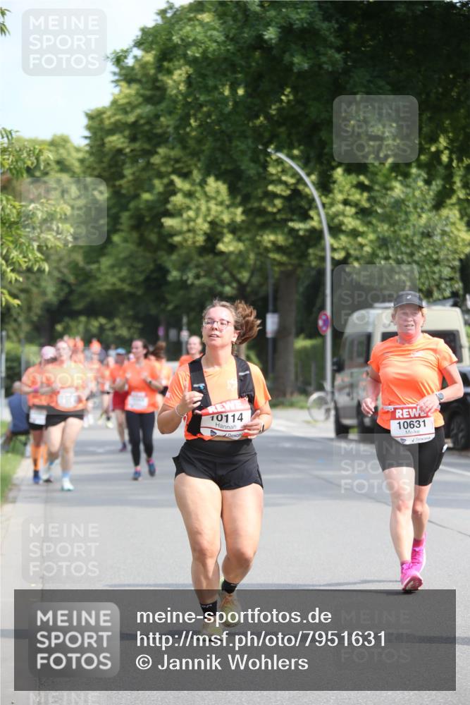 15.06.2025 - REWE Women's Run Jannik Wohlers http://msf.ph/oto/7951631 15.06.2025 09:51:09 Laufen 10114, 10631 meine-sportfotos.de