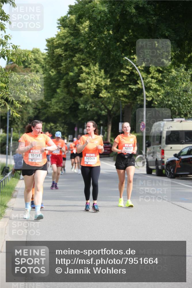 15.06.2025 - REWE Women's Run Jannik Wohlers http://msf.ph/oto/7951664 15.06.2025 09:51:13 Laufen 10751, 10369, 10701 meine-sportfotos.de