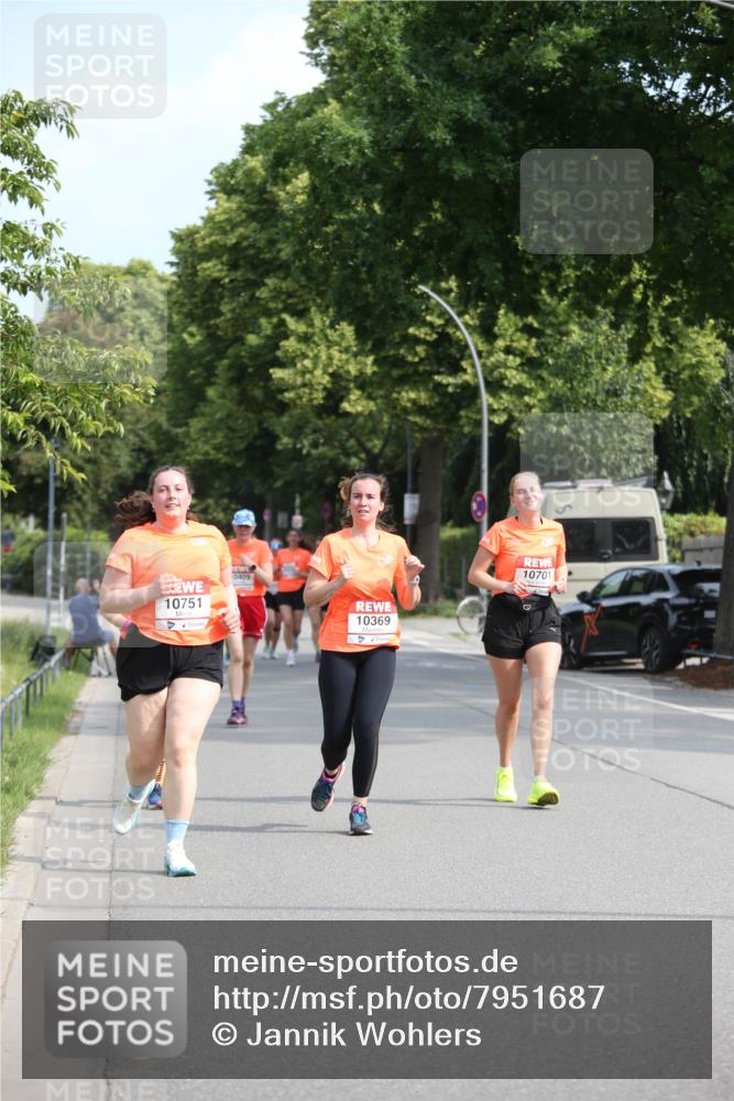 15.06.2025 - REWE Women's Run Jannik Wohlers http://msf.ph/oto/7951687 15.06.2025 09:51:15 Laufen 10751, 0409, 10369, 10701 meine-sportfotos.de