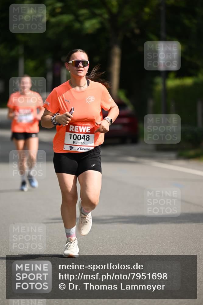15.06.2025 - REWE Women's Run Dr. Thomas Lammeyer http://msf.ph/oto/7951698 15.06.2025 09:38:02 Laufen 10048 meine-sportfotos.de
