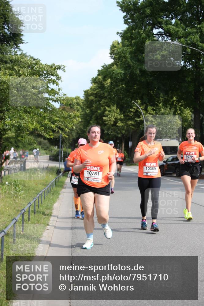 15.06.2025 - REWE Women's Run Jannik Wohlers http://msf.ph/oto/7951710 15.06.2025 09:51:17 Laufen 106, 10751, 10369, 10701 meine-sportfotos.de