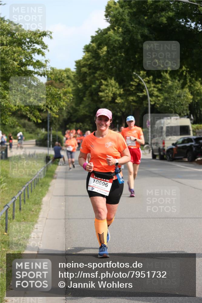 15.06.2025 - REWE Women's Run Jannik Wohlers http://msf.ph/oto/7951732 15.06.2025 09:51:19 Laufen 10696, 10409 meine-sportfotos.de