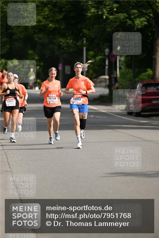 15.06.2025 - REWE Women's Run Dr. Thomas Lammeyer http://msf.ph/oto/7951768 15.06.2025 09:38:07 Laufen 10865, 10158, 10262 meine-sportfotos.de
