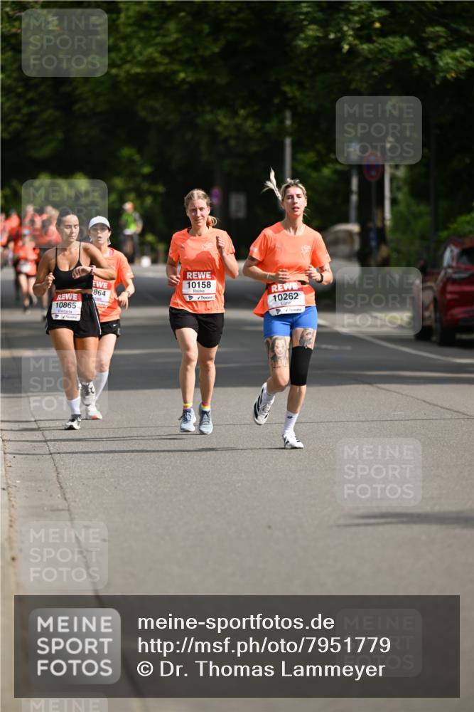 15.06.2025 - REWE Women's Run Dr. Thomas Lammeyer http://msf.ph/oto/7951779 15.06.2025 09:38:07 Laufen 864, 10865, 10158, 10262 meine-sportfotos.de