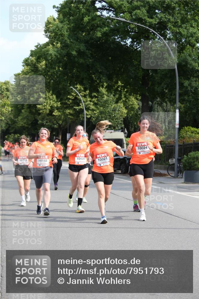 15.06.2025 - REWE Women's Run Jannik Wohlers http://msf.ph/oto/7951793 15.06.2025 09:51:26 Laufen 10713, 10148, 10428, 10021, 10024 meine-sportfotos.de