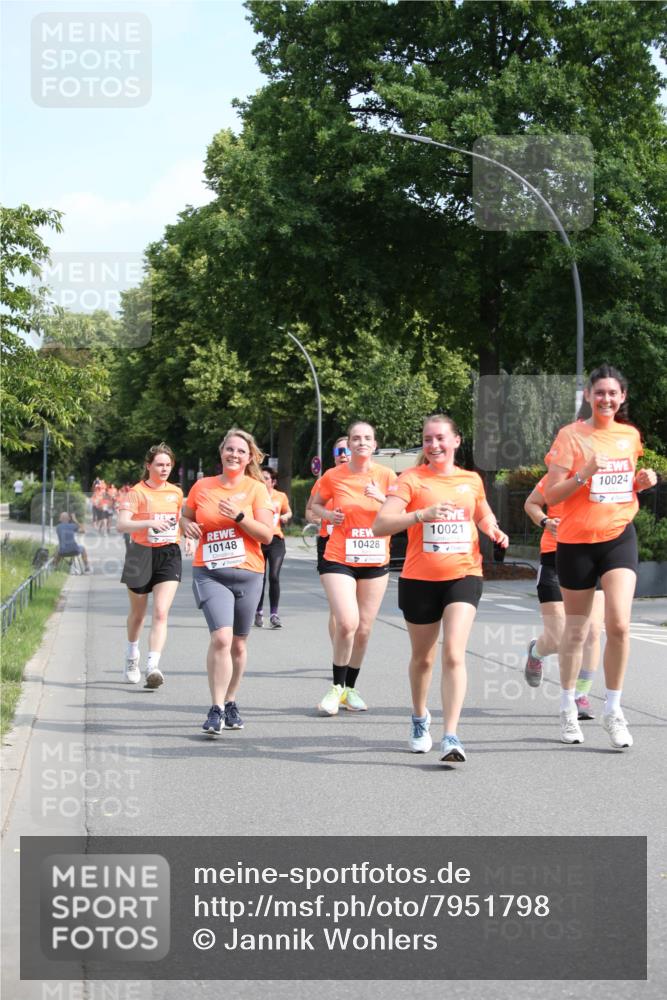 15.06.2025 - REWE Women's Run Jannik Wohlers http://msf.ph/oto/7951798 15.06.2025 09:51:27 Laufen 10148, 10428, 10021, 10024 meine-sportfotos.de