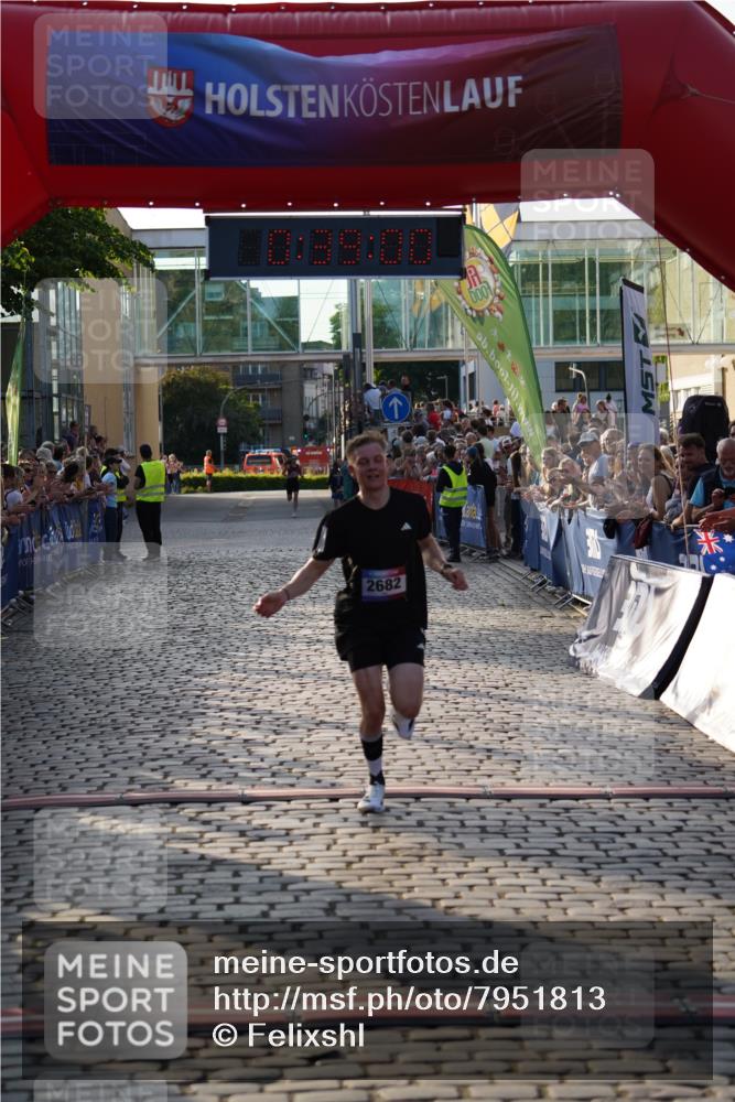 13.06.2025 - Holstenköstenlauf Felixshl http://msf.ph/oto/7951813 13.06.2025 19:38:59 Laufen 2682 meine-sportfotos.de
